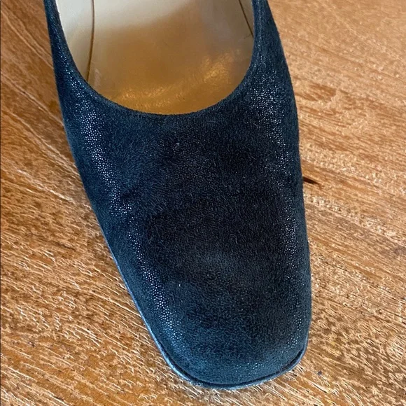 Salvatore Ferragamo heels - Picture 9 of 13